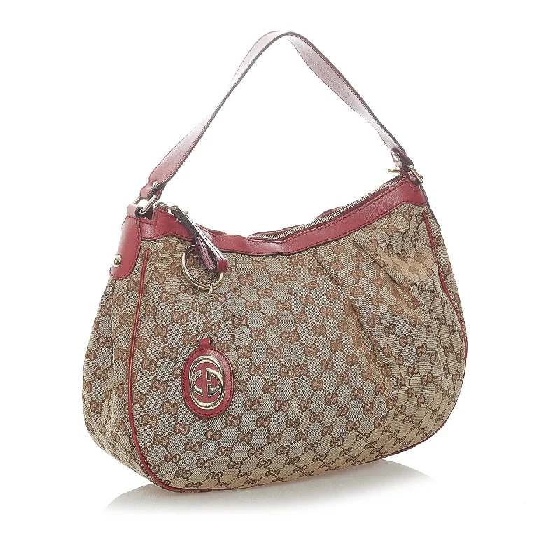 Ladies Gucci Dionysus bags with a chain - link shoulder strapGucci GG Canvas Sukey Shoulder Bag (SHG-37326)