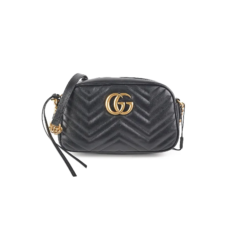 Women Gucci bags with a zippered interior pocketGucci Small Marmont Camera Bag Black