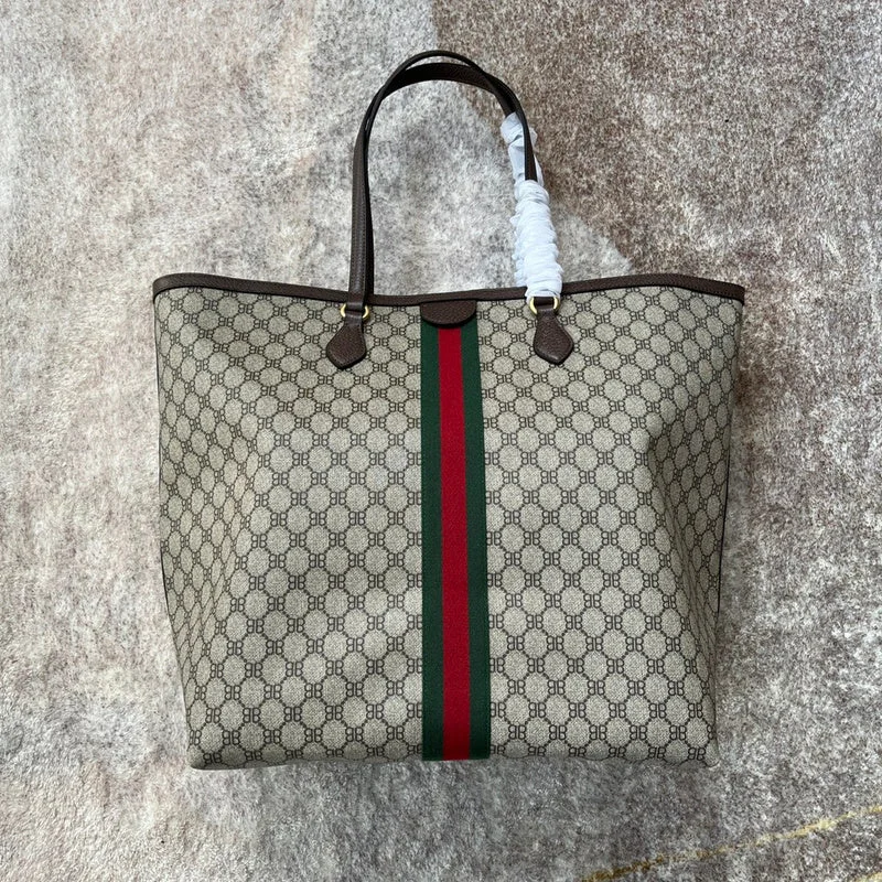 Women Gucci bags with a magnetic snap closure for easy accessWF - Gucci Bags - 13142