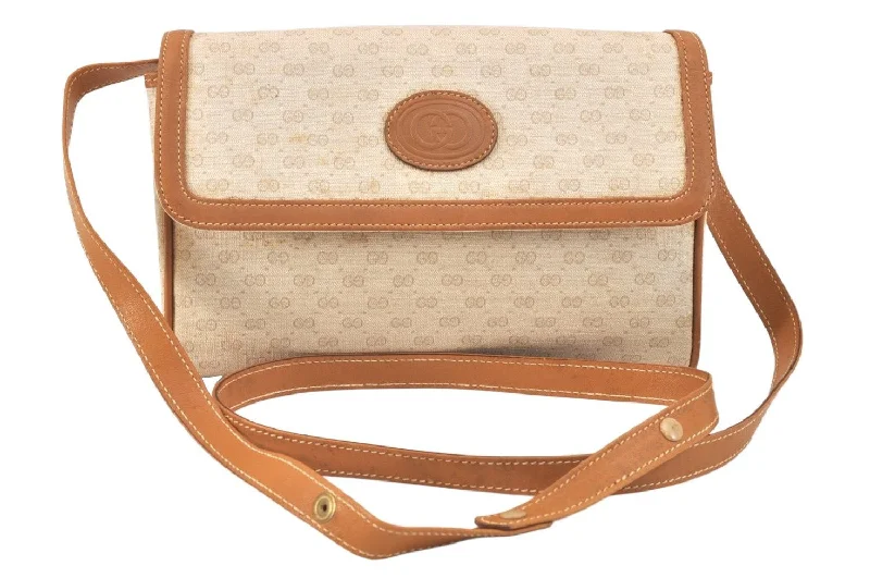 Gucci backpacks for women with a sleek silhouetteAuthentic GUCCI Micro GG PVC Leather Shoulder Cross Body Bag Purse Beige 3595K